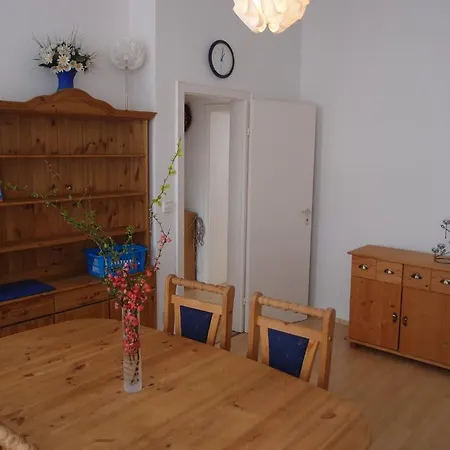 Hotel Am Romerhof 3*