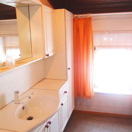 Am Romerhof 3*